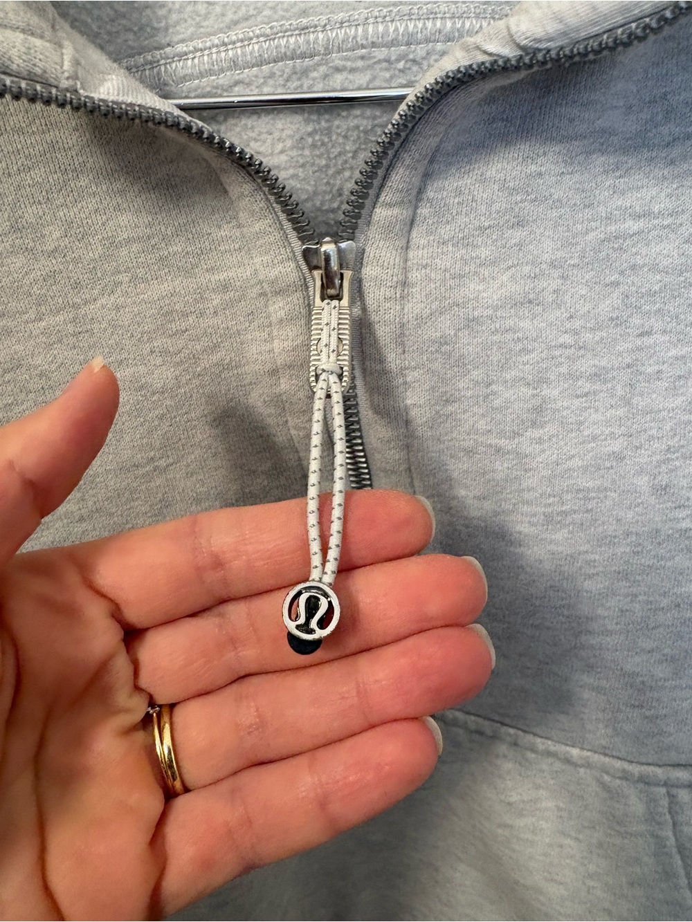 Lululemon gray scuba cropped hoodie - Picture 3 of 4